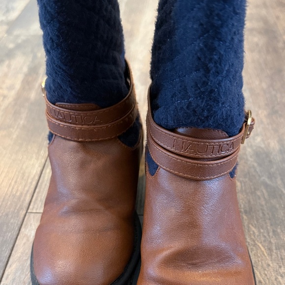 Nautica Navy Quilted and Brown Boots - Picture 4 of 13